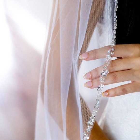 Mori Lee Madeline Gardner Bridal Veil **BRAND NEW** - Picture 7 of 15